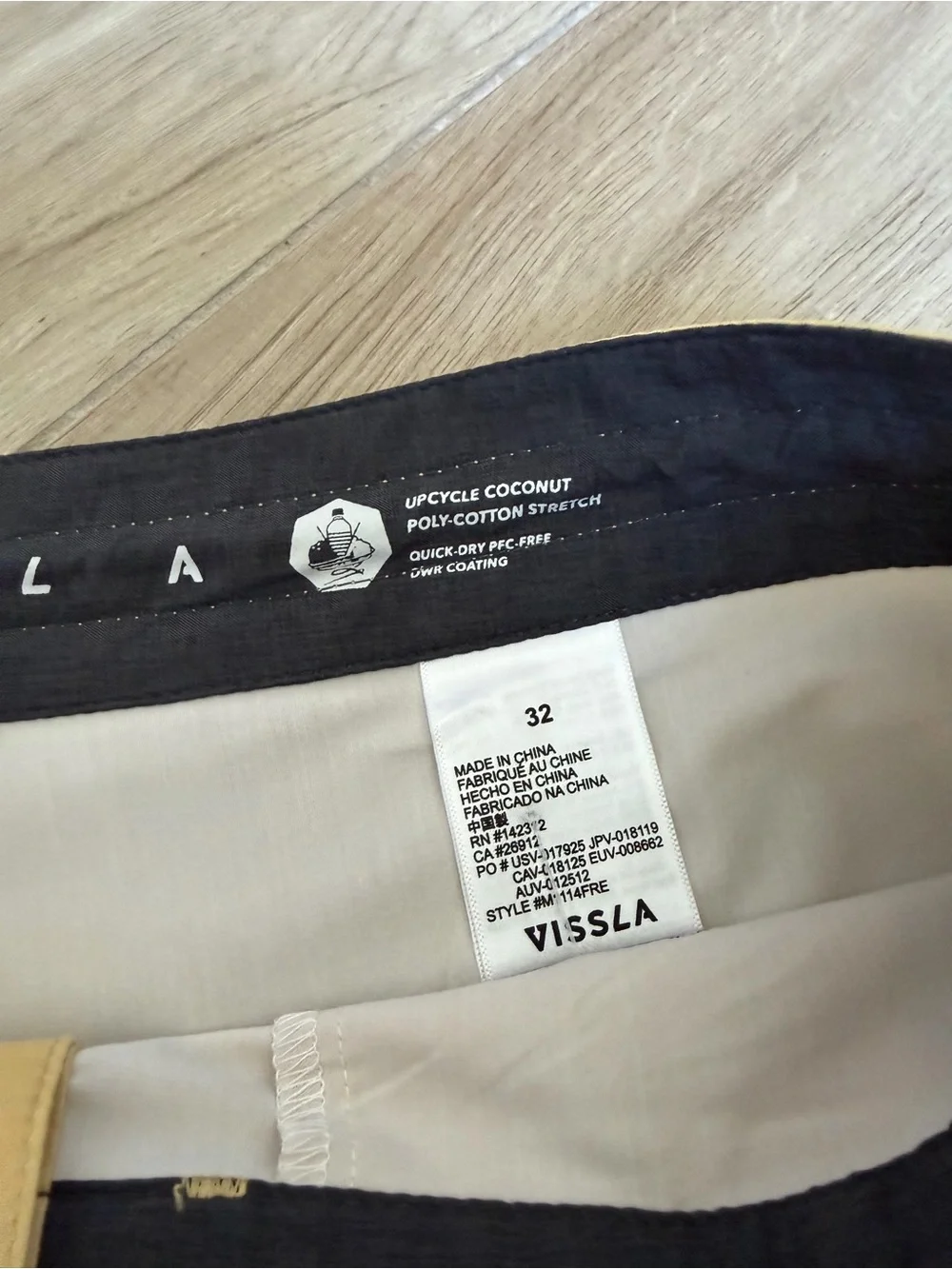 Vissla Retro inspired Men’s Free Lap Stripped Boardshorts NWT